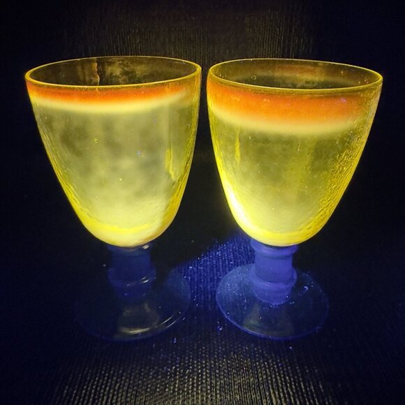 Cadmium UV Glowing Glass Goblets Cups Set 2 Yellow Top Blue Stem Textured Cups - Picture 16 of 16